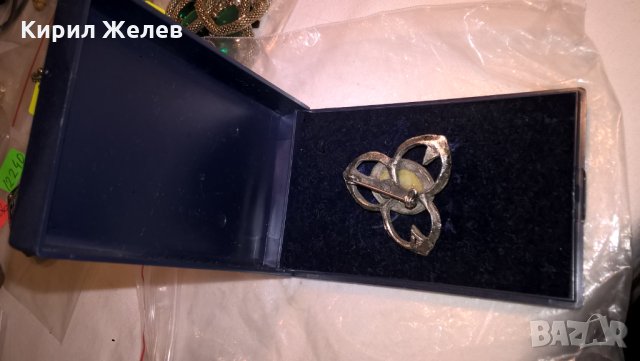 Маркова стара Посребрена Брошка в кутията й - 10751, снимка 8 - Антикварни и старинни предмети - 28291357
