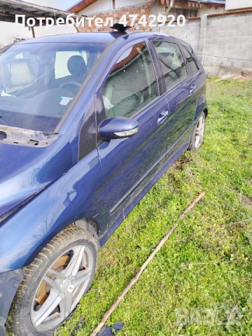 Мерцедес В класа на части , снимка 10 - Части - 53540099