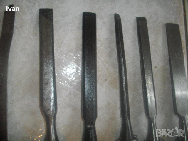 Старо Качество-Лот 15 бр. Ръчни Дърводелски Длета За Струг - Дърворезба-Профи-Прави/Кръгли/V-образни, снимка 6 - Други инструменти - 43325105