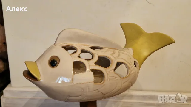 Голяма винтидж керамика, 1970г– риба, свещник.