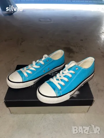 Дамски гуменки, снимка 2 - Дамски ежедневни обувки - 48059221