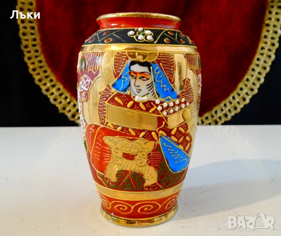 Ваза японски порцелан Satsuma,злато,печат. 