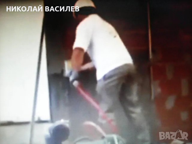 Пистолет   за  нанасяне  на  мазилки / Шприц / боядисване  с  3  и  4  дюзи   ., снимка 12 - Железария - 47879343