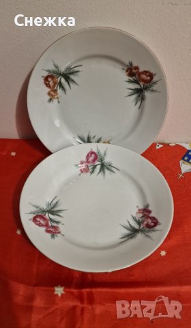 3 броя порцеланови чинии, снимка 1 - Чинии - 38878804