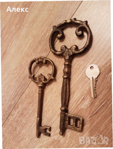 Лот големи ключове–Чугун., снимка 2 - Антикварни и старинни предмети - 27793890