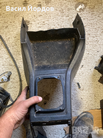 Централна Конзола Скоростен лост за Ауди 80 , Audi 80, снимка 2 - Части - 44928298