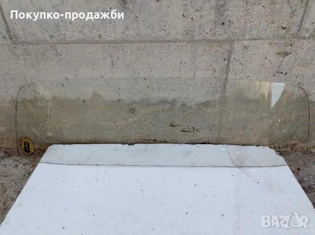 Мерцедес w110 мече прозорец заден , Mercedes w110 прозорци мечок