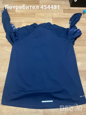 Nike Element Running shirt , снимка 3 - Блузи - 47488197