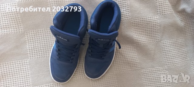 Високи маратонки Adidas 38,5 номер, снимка 3 - Детски маратонки - 33592770