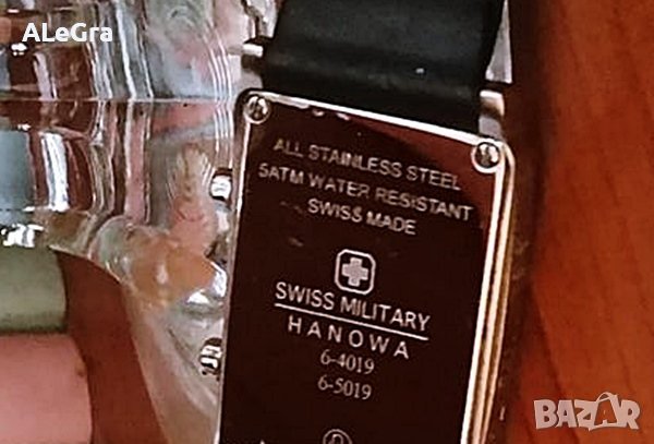 Оригинален швейцарски часовник Swiss Military Hanowa с две времеви зони, снимка 10 - Дамски - 43056588