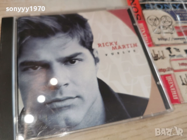 RICKY MARTIN CD 0402261833, снимка 4 - CD дискове - 53357028