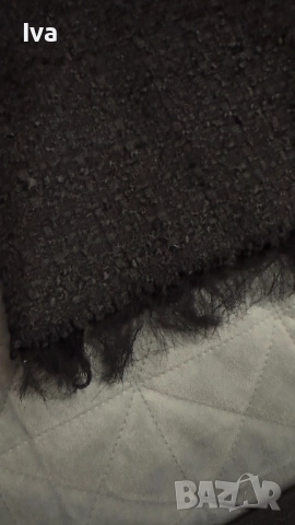 Черна букле пола ZARA - XS размер с детайли и ресни, снимка 3 - Поли - 52438792