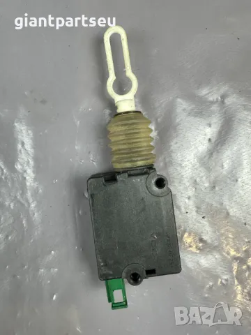 Mоторче Резервоар Капачка за АУДИ AUDI A3 8L 489962115, снимка 3 - Части - 49455937