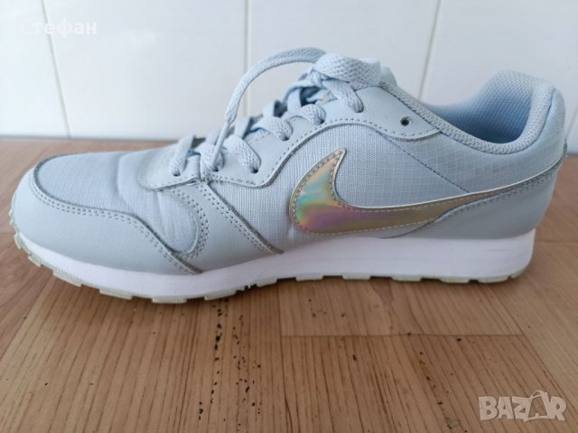 Nike MD Runner 2 Fp, снимка 5 - Маратонки - 36993548