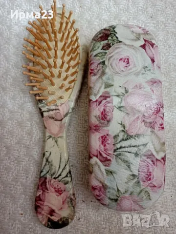 Комплект Гребен и кутия за очила, снимка 1