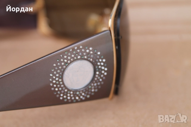 Дамски слънчеви очила ''Versace MOD 2082-B'', снимка 11 - Слънчеви и диоптрични очила - 51811154