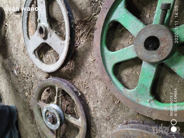 Ремъчни шаиби, снимка 5 - Резервни части за машини - 27594657