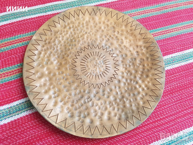 Бакърена чиния ръчна изработка 