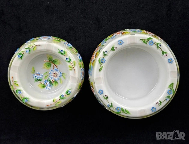 Комплект 2 бр. стъклени пепелници с ръчно рисувана декорация, снимка 3 - Други - 50868487