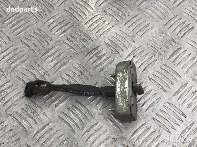 Стопер Toyota Avensis,2004г.(заден десен)