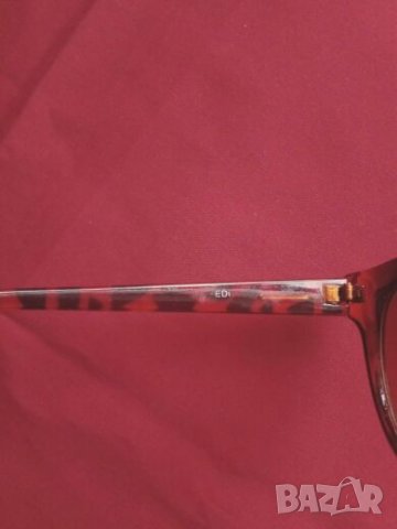   Продавам дамски маркови слънчеви очила, снимка 10 - Слънчеви и диоптрични очила - 27784229