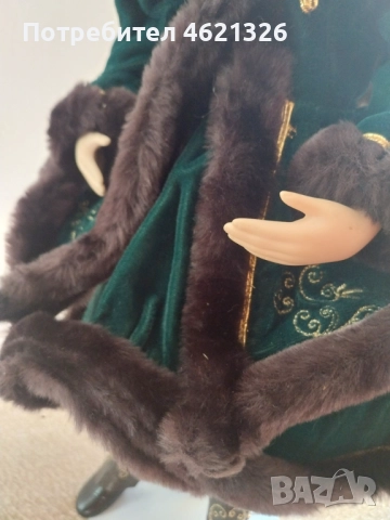 Винтидж порцеланова кукла Катрин-Роуз от колекцията “Викториански зимни принцеси” на Франклин Минт, снимка 3 - Декорация за дома - 52155523