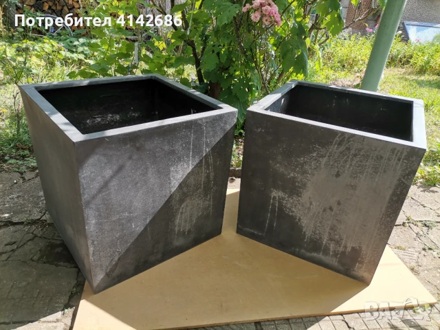 Дизайнерски саксии BLOCK сиви, снимка 8 - Саксии и кашпи - 50832074