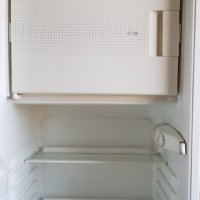 Голям хладилник AEG с камера 312 литра, снимка 3 - Хладилници - 38052595