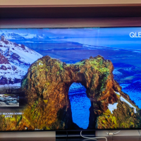 Телевизор Samsung QE65QN800T, снимка 8 - Телевизори - 44861835