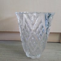 кристална ваза, снимка 1 - Вази - 38500582