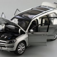 Mercedes-Benz GL-Class X166 2012 silver - мащаб 1:18 на Norev моделът е нов в кутия, снимка 10 - Колекции - 38002550