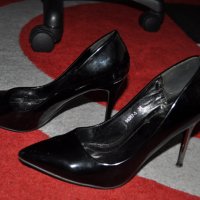 Обувки на ток, снимка 1 - Дамски обувки на ток - 28578746