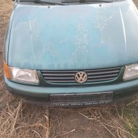 Vw polo 1000 кубика на части, снимка 1 - Автомобили и джипове - 38582701