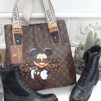 Дамски комплект боти и чанта Louis Vuitton код 25, снимка 1 - Дамски боти - 27984399