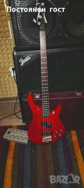 Продавам  4 струннна  бас китара  Washburn !, снимка 1