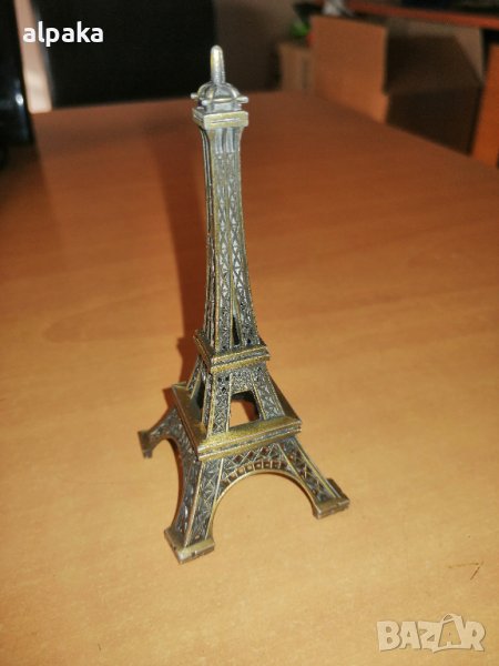 Продавам бронзов модел на кулата в Париж -Айфеловата кула, снимка 1