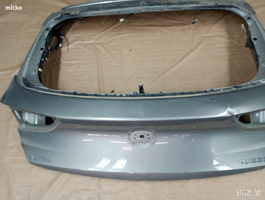 Заден капак Опел Астра К, снимка 1