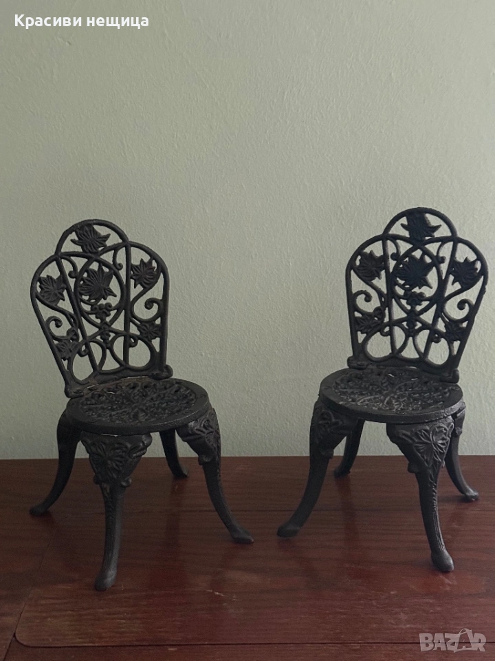 Чифт чугунени столчета, снимка 1