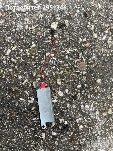 Антенен усилвател Audi 8d5035225, снимка 1