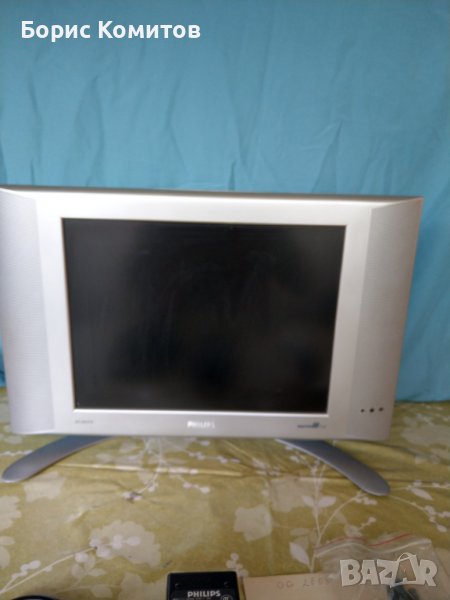 Продавам много запазен телевизор/монитор "Филипс"-15 инча, снимка 1