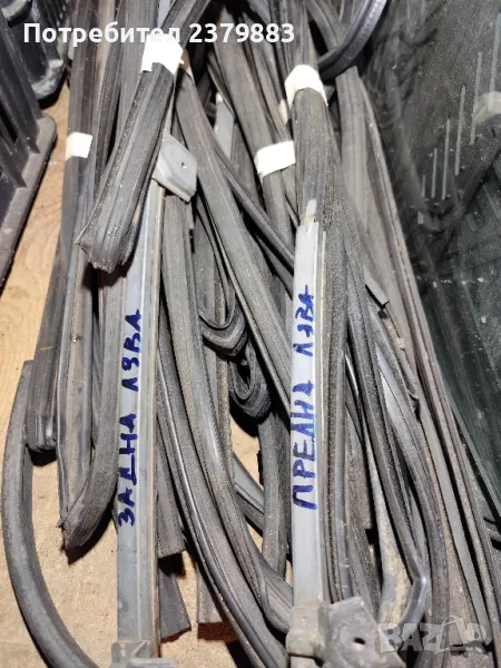 Водач на стъкло от врата на Хонда джаз Honda jazz , снимка 1