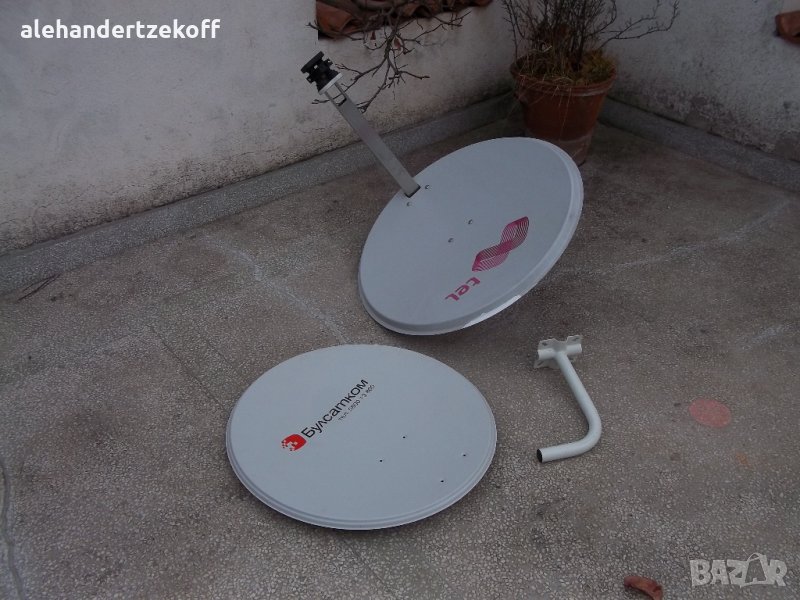 Сателитна чиния чинии мачта за сателитна телевизия, снимка 1