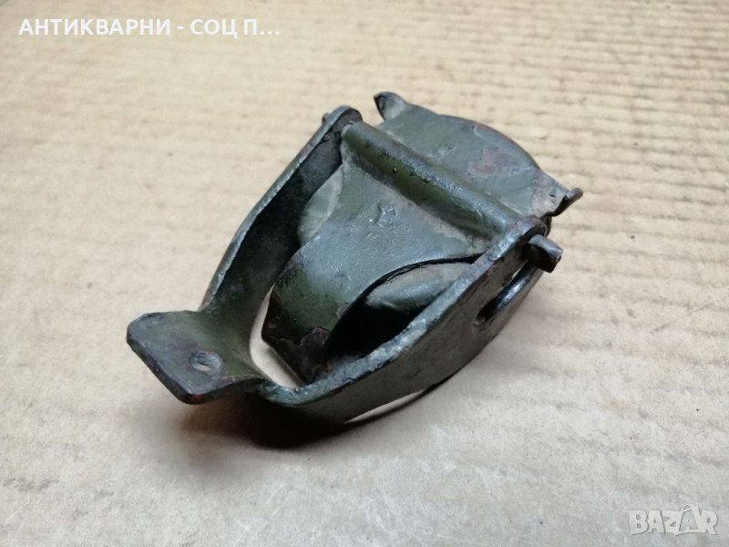 Стара Соц Метална Капачка За Военни Туби За Гориво / 10 - 20 Литрови. , снимка 1