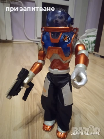 Голяма 28 см. винтидж фигура Hasbro , 2005, снимка 4 - Колекции - 50463747