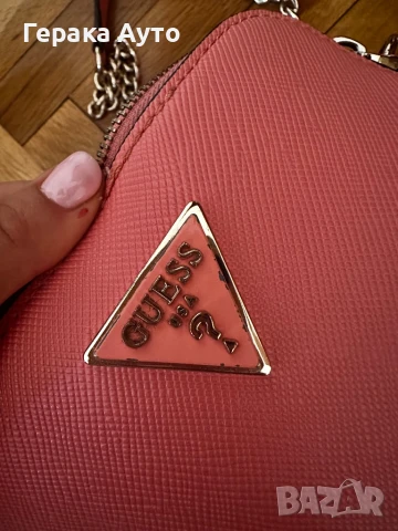 Дамска чанта Guess, снимка 6 - Чанти - 51248822