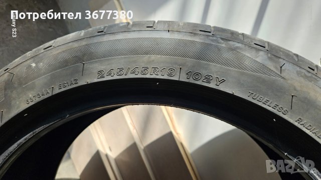 2 бр. летни гуми BRIDGESTONE 245/45 R19, 5/6 мм dot 2020, снимка 2 - Гуми и джанти - 40065086