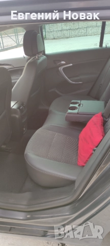 Продавам Опел Инсигния 2011 с автоматична скоростна кутия., снимка 13 - Автомобили и джипове - 52973150