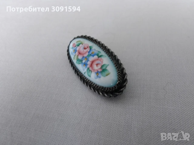 Страхотна антикварна колекционерска руска порцеланова брошка със филигран , снимка 7 - Антикварни и старинни предмети - 51267011