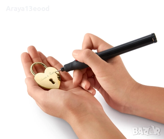 Катинар във формата на сърце и гравиращ химикал