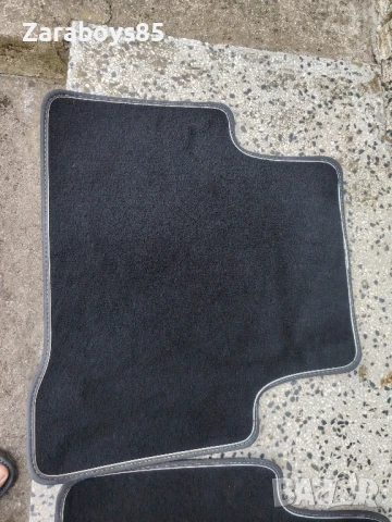 Продавам Оригинални Стелки за Volkswagen Touran след 2015г, снимка 5 - Аксесоари и консумативи - 50917960